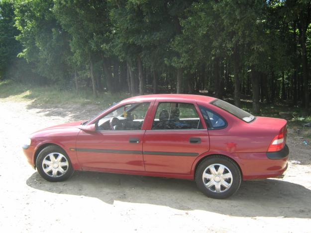 OPEL VECTRA B 1996 - Pret | Preturi OPEL VECTRA B 1996