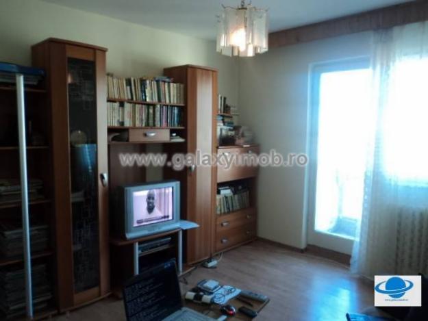 GLX520507 Vanzare Apartament- 2 camere Vest - Pret | Preturi GLX520507 Vanzare Apartament- 2 camere Vest