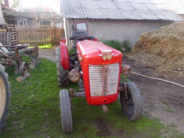 vand tractor MASSEY FERCUSON 825 - Pret | Preturi vand tractor MASSEY FERCUSON 825