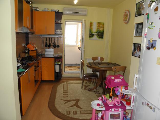 Onesti: Vand apartament 2 camere la cheie - Pret | Preturi Onesti: Vand apartament 2 camere la cheie