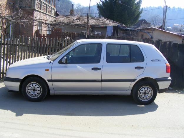 vw golf 3- 2350E - Pret | Preturi vw golf 3- 2350E