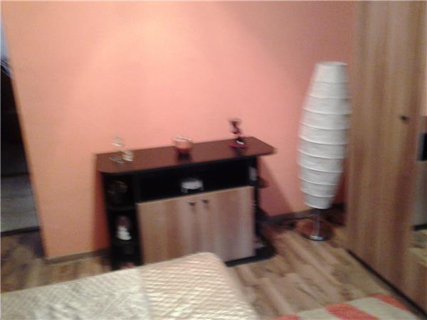 De inchiriat apartament 2 camere in Oradea,Lacu Rosu - Pret | Preturi De inchiriat apartament 2 camere in Oradea,Lacu Rosu