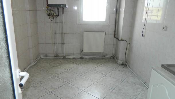 Apartament 3 camere decomandat zona Republicii - Pret | Preturi Apartament 3 camere decomandat zona Republicii