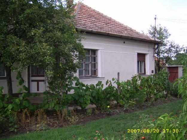 DIOSIG - de vanzare casa cu 3 camere, teren 3362 mp - Pret | Preturi DIOSIG - de vanzare casa cu 3 camere, teren 3362 mp