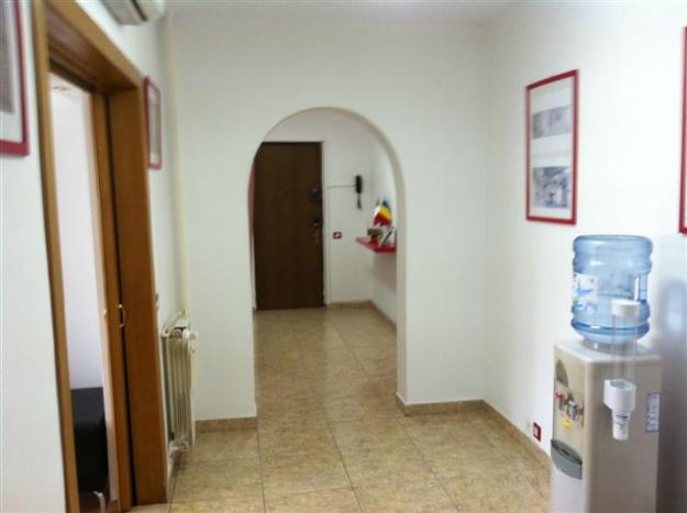 Apartament 4 camere in zona B-dul Decebal - Pret | Preturi Apartament 4 camere in zona B-dul Decebal