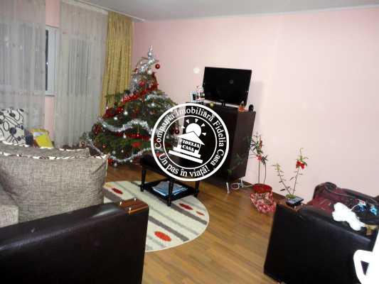 Apartament 3 camere de vanzare Iasi Canta - Pret | Preturi Apartament 3 camere de vanzare Iasi Canta