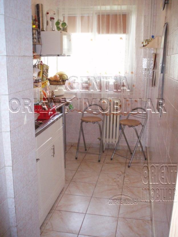 Tomis 3, 2 camere, 35.000 euro - Pret | Preturi Tomis 3, 2 camere, 35.000 euro