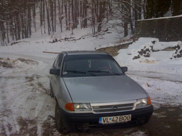 Opel Astra Hegibec anu 1994 - Pret | Preturi Opel Astra Hegibec anu 1994