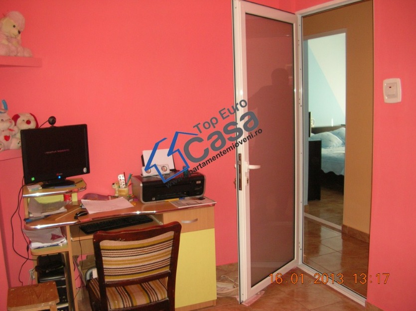 Vand ap  5 camere Mioveni - Pret | Preturi Vand ap  5 camere Mioveni