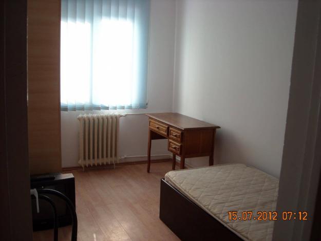 Dau in chirie pe termen lung apartament 3 camere - Pret | Preturi Dau in chirie pe termen lung apartament 3 camere