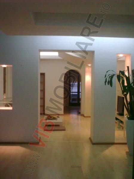 VIB13398 - Apartament in vila 4 camere Unirii. - 110000 euro. - Pret | Preturi VIB13398 - Apartament in vila 4 camere Unirii. - 110000 euro.