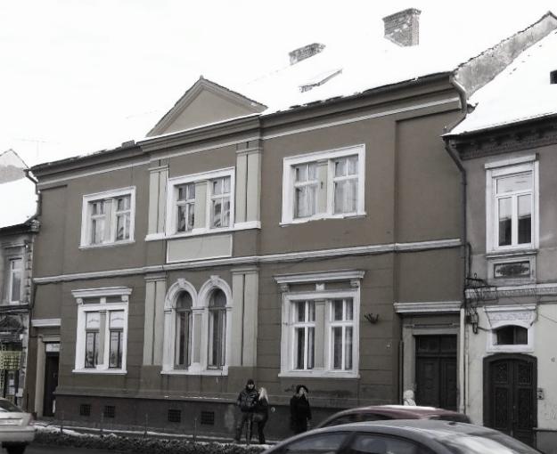 Brasov- Teatrului Dramatic apartament in casa, 90 mp utili - Pret | Preturi Brasov- Teatrului Dramatic apartament in casa, 90 mp utili