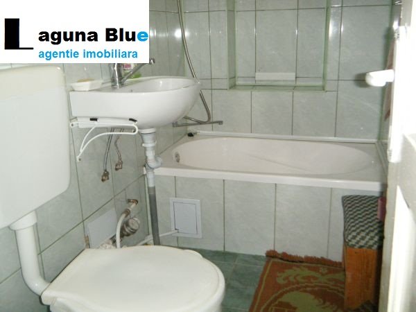 Apartament 3 camere, decomandat - Pret | Preturi Apartament 3 camere, decomandat