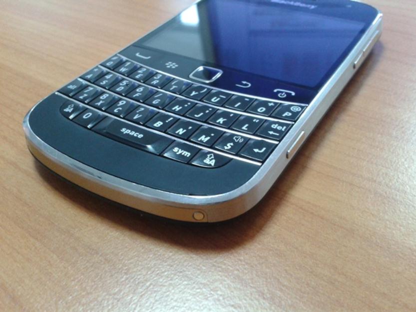 Blackberry 9900 BOLD - Pret | Preturi Blackberry 9900 BOLD