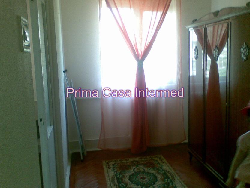 Apartament 2 camere, confort 2, Inel 2 - Scoala Nr. 8 - Pret | Preturi Apartament 2 camere, confort 2, Inel 2 - Scoala Nr. 8