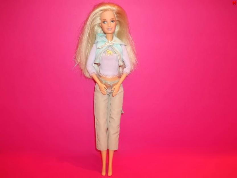 jucarii papusa barbie de la mattel din anul cap 1998 si corp 1999 - Pret | Preturi jucarii papusa barbie de la mattel din anul cap 1998 si corp 1999