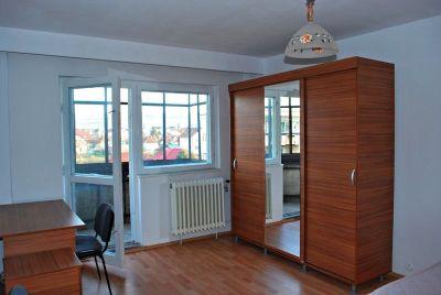 Apartament 4 camere Cluj - Pret | Preturi Apartament 4 camere Cluj