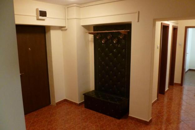 Apartament 4 camere - Unirii - Pret | Preturi Apartament 4 camere - Unirii