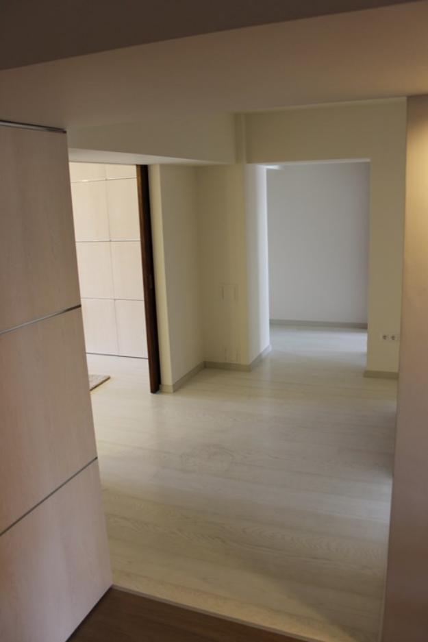 vanzare apartament patru camere Bld Unirii - Pret | Preturi vanzare apartament patru camere Bld Unirii