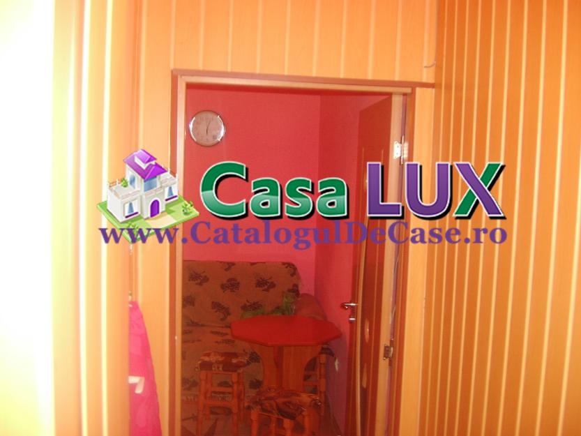 Casa Lux vinde 2 camere nedecomandate, Zona Piata Sud, 20.000 EUR - Pret | Preturi Casa Lux vinde 2 camere nedecomandate, Zona Piata Sud, 20.000 EUR
