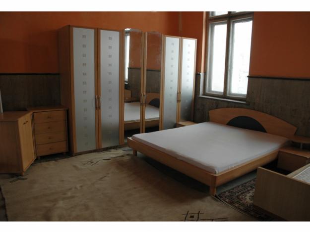Dormitor modern complet echipat - Pret | Preturi Dormitor modern complet echipat