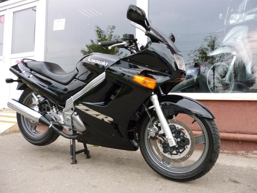 Ser Moto vinde Kawasaki ZZR 250 ~ 10.000 km ~ - Pret | Preturi Ser Moto vinde Kawasaki ZZR 250 ~ 10.000 km ~