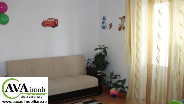 Vand apartament cu 3 camere decomandat in str Republicii - Pret | Preturi Vand apartament cu 3 camere decomandat in str Republicii