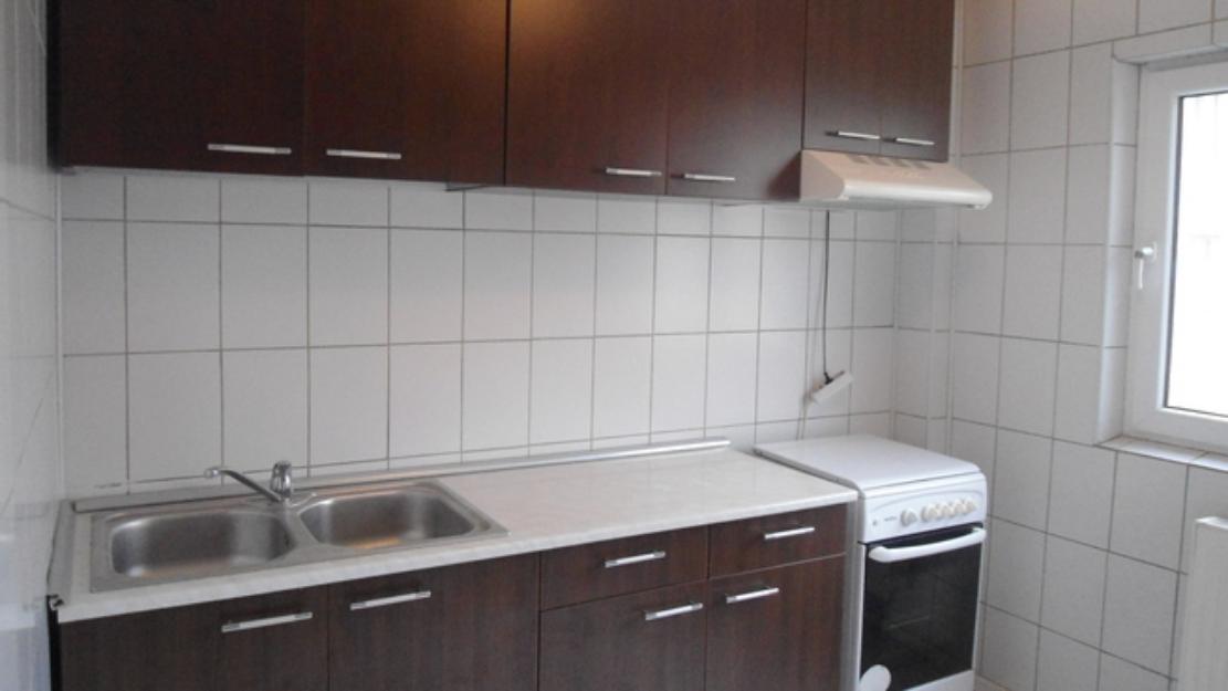 Apartament 3 camere Basarabia - Pret | Preturi Apartament 3 camere Basarabia