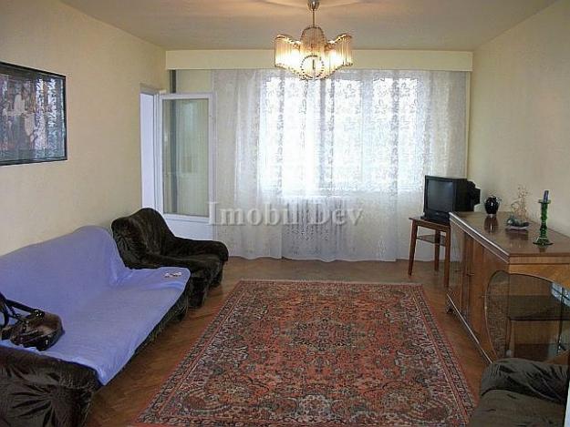 De inchiriat apartament 3 camere, 2 bai, zona Hotel Deva - Pret | Preturi De inchiriat apartament 3 camere, 2 bai, zona Hotel Deva