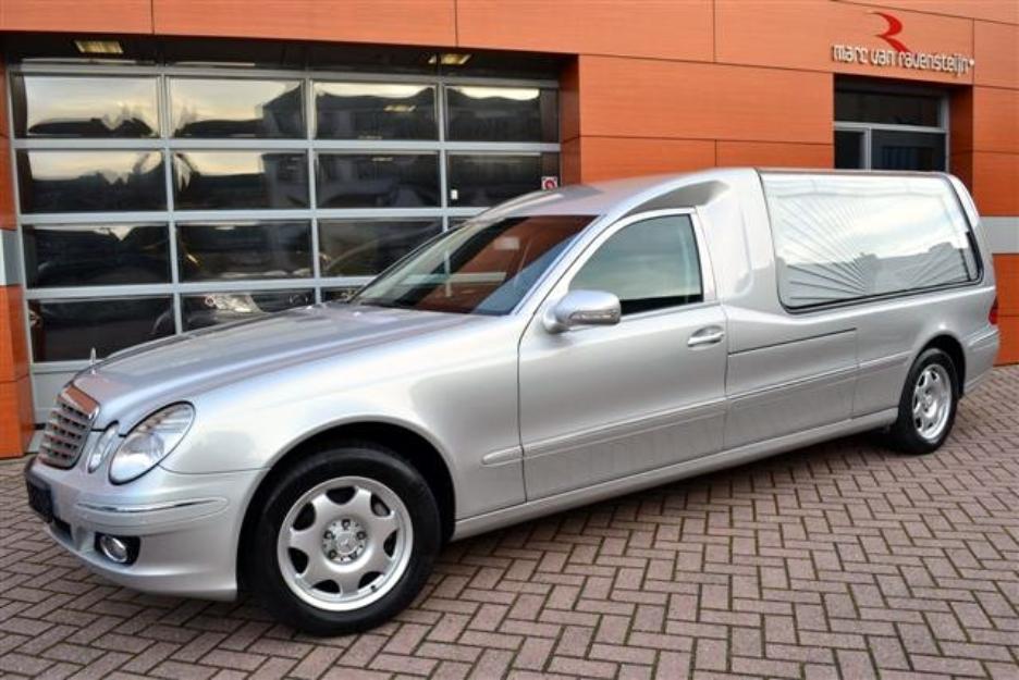 Mercedes E 220 cdi Autofunerara (dric, vehicul funerar) - Pret | Preturi Mercedes E 220 cdi Autofunerara (dric, vehicul funerar)