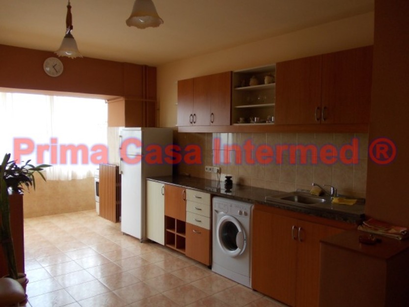 Apartament 3 camere, 80mp, renovat, mobilat, gaze, Capitol - Pret | Preturi Apartament 3 camere, 80mp, renovat, mobilat, gaze, Capitol