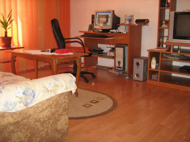 Navodari apartament 3 camere - Pret | Preturi Navodari apartament 3 camere