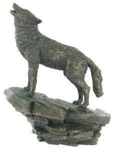 Wolf, Cold Cast Bronze Sculpture by Beauchamp Bronze - Pret | Preturi Wolf, Cold Cast Bronze Sculpture by Beauchamp Bronze