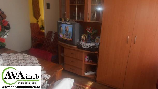 Vand ieftin apartament cu 2 camere semidecomandat pe Cornisa Bistritei - Pret | Preturi Vand ieftin apartament cu 2 camere semidecomandat pe Cornisa Bistritei