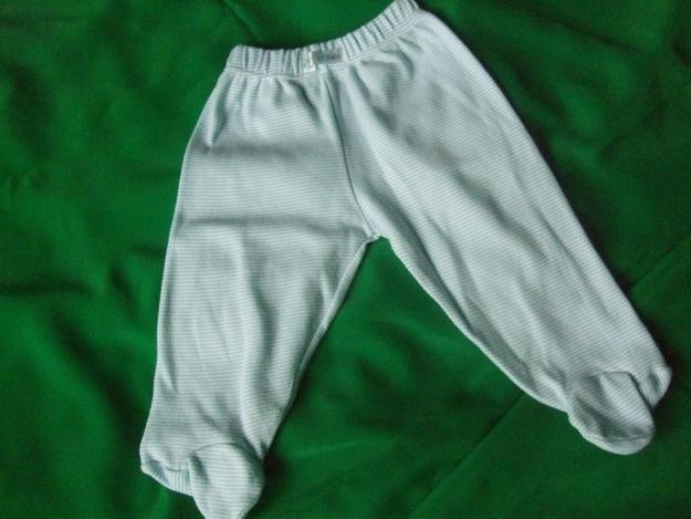 Vand pantaloni bebe-copii si dresuri ca noi - Pret | Preturi Vand pantaloni bebe-copii si dresuri ca noi