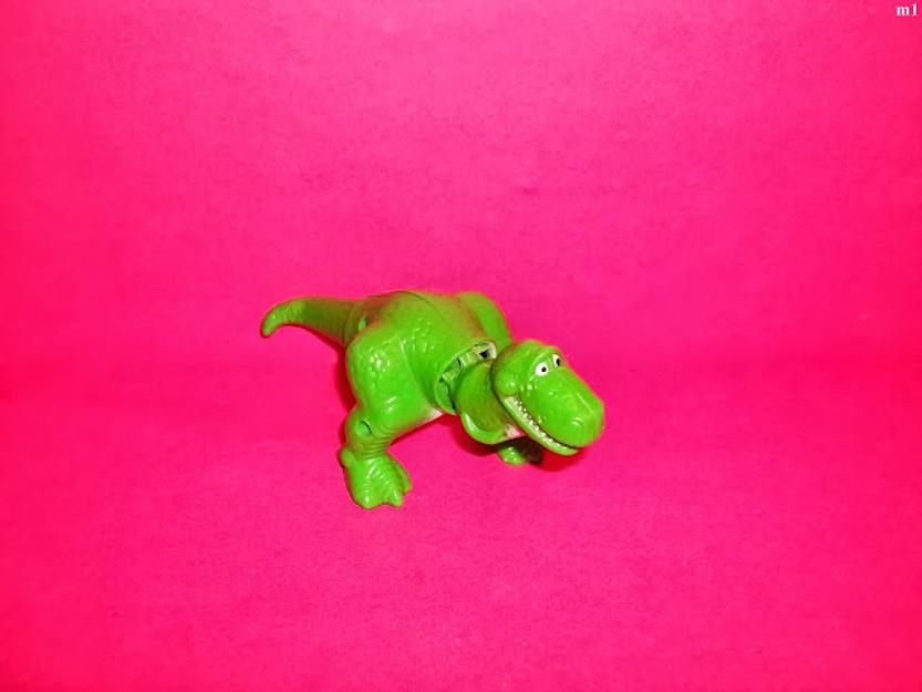 jucarii figurina dinozaur cu cap si coada mibila din plastic - Pret | Preturi jucarii figurina dinozaur cu cap si coada mibila din plastic