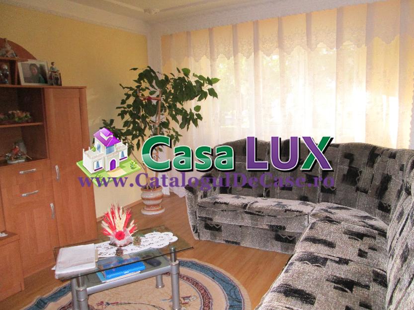 Casa Lux vinde 3 camere decomandate, Zona Nord, 38.000 EUR - Pret | Preturi Casa Lux vinde 3 camere decomandate, Zona Nord, 38.000 EUR