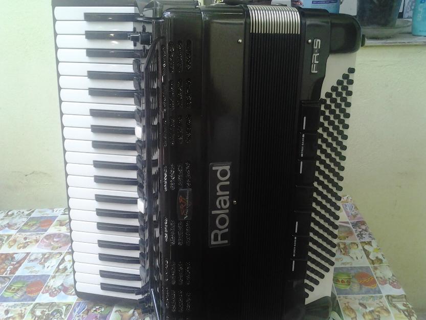 roland fr 5 - Pret | Preturi roland fr 5