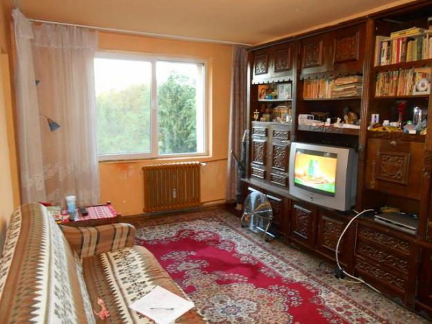 Apartament cu 3 camere - Crangasi - Pret | Preturi Apartament cu 3 camere - Crangasi