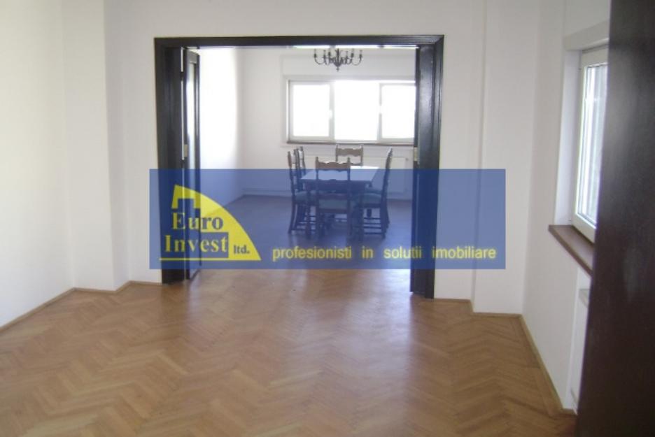 Apartament 4 camere Dacia - Pret | Preturi Apartament 4 camere Dacia