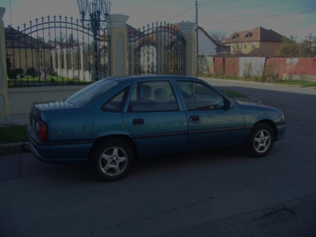 Opel Vectra , 1993 , 1.6 , înmatriculată - Pret | Preturi Opel Vectra , 1993 , 1.6 , înmatriculată