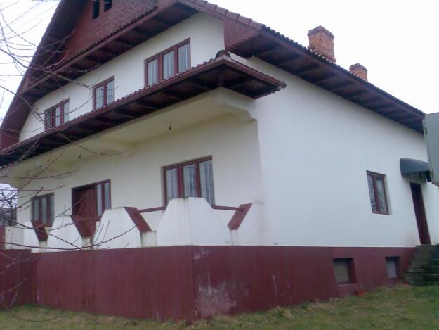 VANZARE CASA DAMBOVITA - Pret | Preturi VANZARE CASA DAMBOVITA