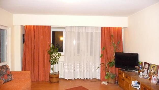 Vanzare apartament 3 camere - Pret | Preturi Vanzare apartament 3 camere