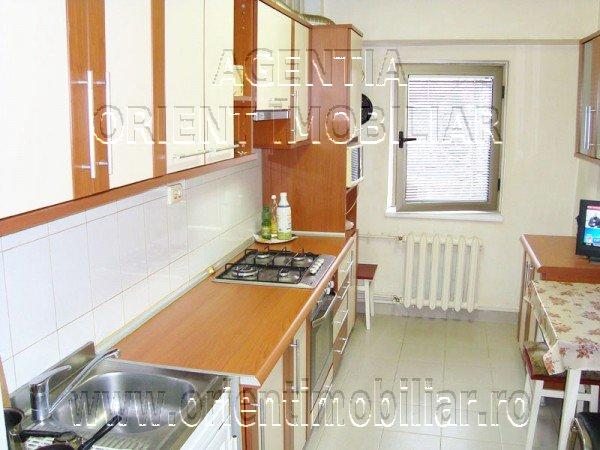 Apartament 3 camere, zona centrala, constanta, vanzare - Pret | Preturi Apartament 3 camere, zona centrala, constanta, vanzare