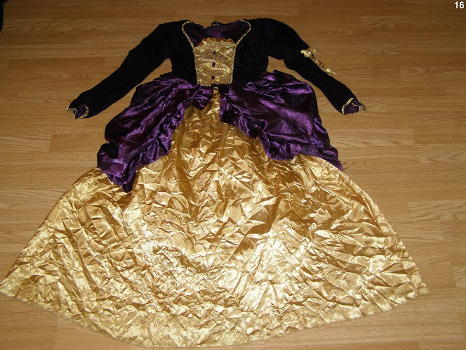 costum carnaval serbare regina printesa pentru copii de 10-11-12 ani - Pret | Preturi costum carnaval serbare regina printesa pentru copii de 10-11-12 ani