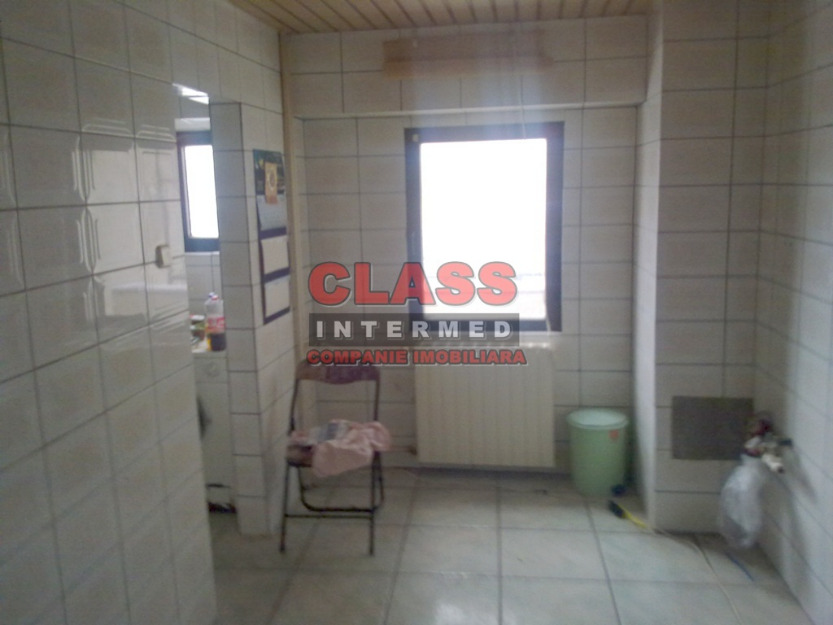 Faleza Nord- Apartament 4 camere dec, 105 mp, pret 91.000 Euro - Pret | Preturi Faleza Nord- Apartament 4 camere dec, 105 mp, pret 91.000 Euro