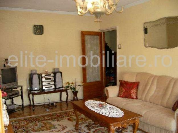 Inel 1 - Apartament cu 3 camere decomandate - Constanta, 55990 Euro - Pret | Preturi Inel 1 - Apartament cu 3 camere decomandate - Constanta, 55990 Euro