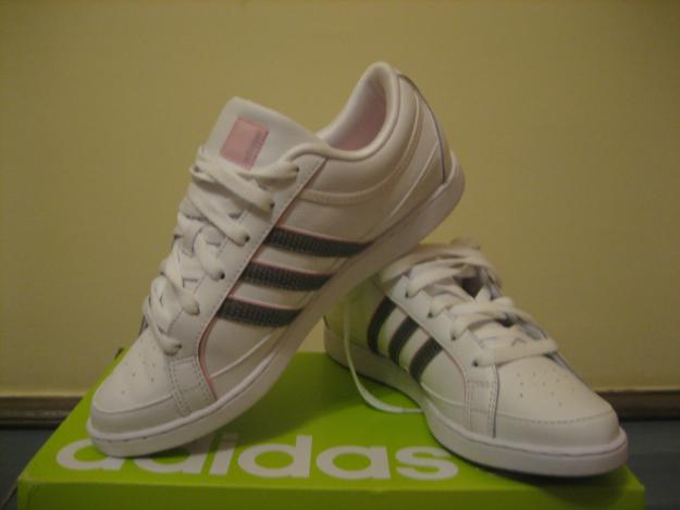 ADIDAS Women's Agashae MASURA 39 NOI !!! - Pret | Preturi ADIDAS Women's Agashae MASURA 39 NOI !!!