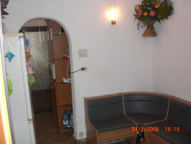 Vand apartament 2 cam - Pret | Preturi Vand apartament 2 cam