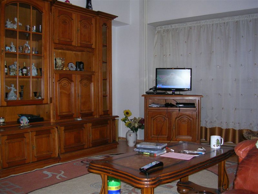 Apartament 4 camere - Unirii - Pret | Preturi Apartament 4 camere - Unirii